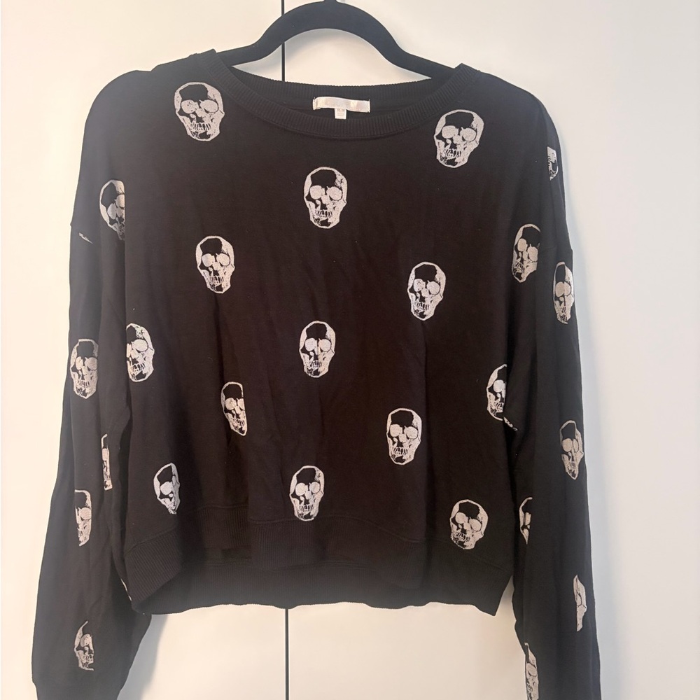 Black Skull Print Pullover Sweatshirt